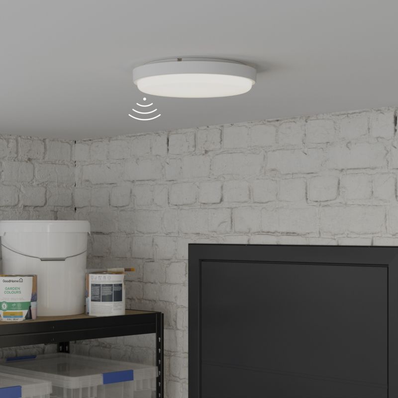 GoodHome Almagro kælderloftlampe 1000 lm IP44 med bevægelsessensor hvid