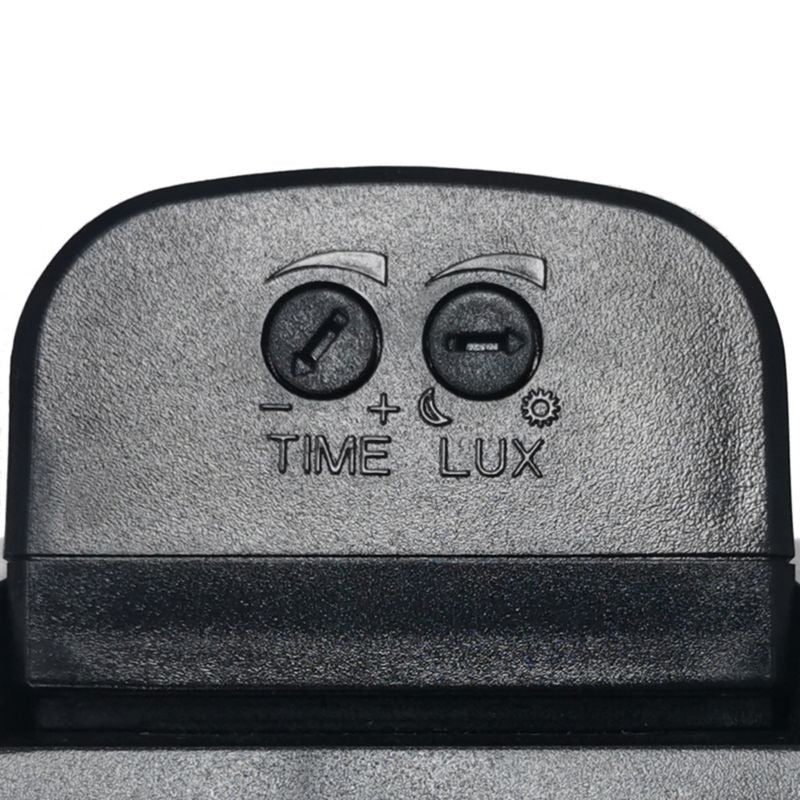 GoodHome Galeano rektangulært kælderloftlampe 800 lm IP44 med bevægelsessensor i mat‑sort