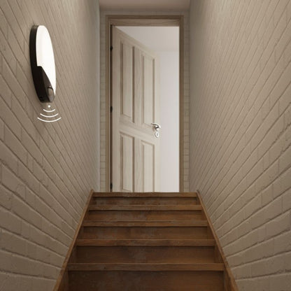 GoodHome Pradham kælderloftlampe 900 lm IP44 med bevægelsessensor, mat-sort