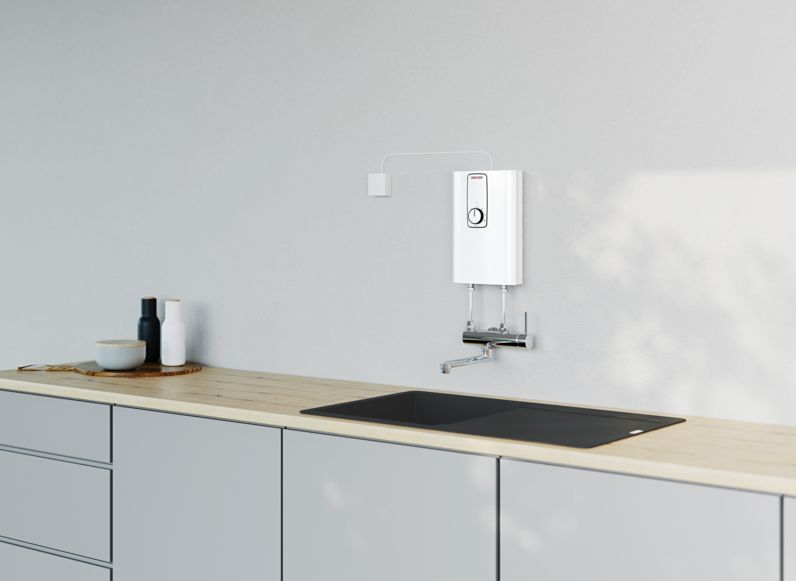 Gennemstrømningsvandvarmer DCE Compact H 11-13 kW 18,8x29,3 cm
