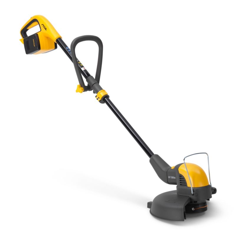 Stiga 300E akku-rydder med 30 cm klippebredde