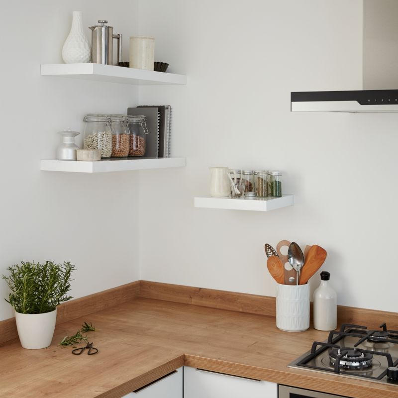 Cusko flydende hylde 30 x 235 x 300 mm i hvid højglans