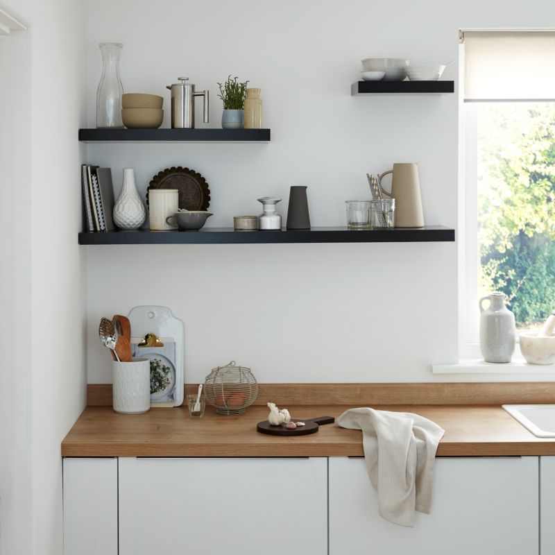 Dekorativ hylde Form Cusko 38 x 235 x 600 mm mat-sort