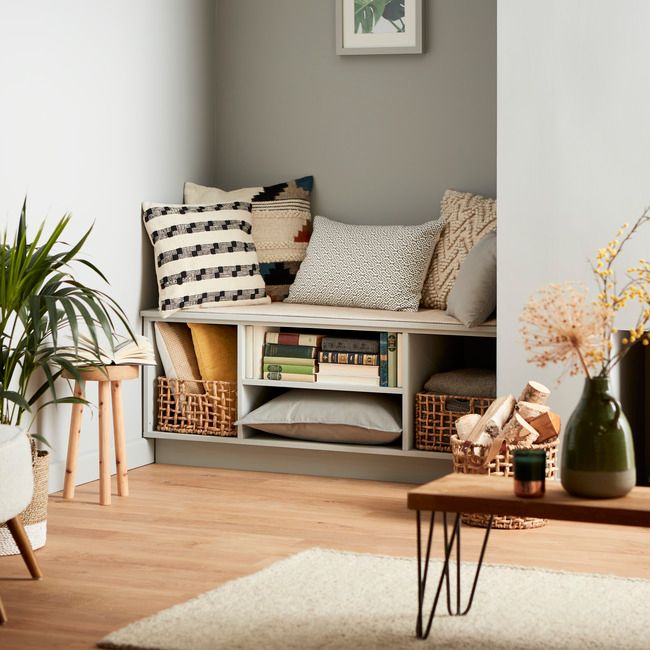 Knudret fyrretræs hylde 18 x 600 x 2400 mm 1,44 m²