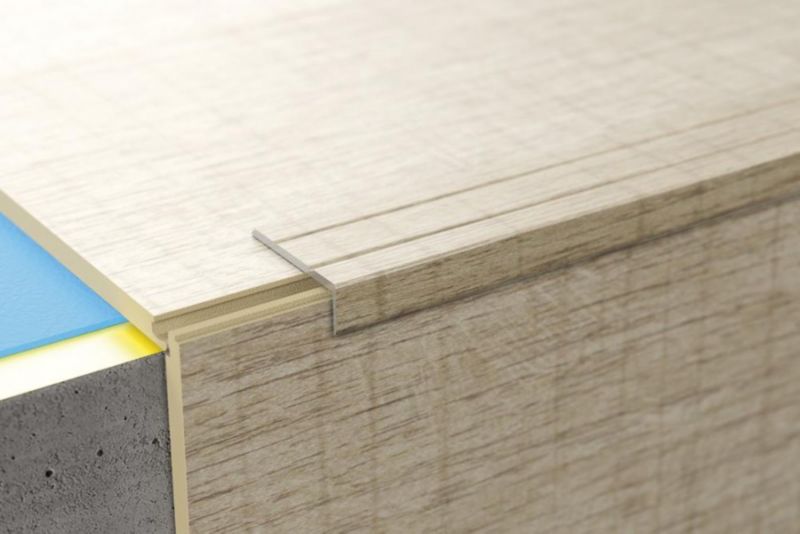 Aluminiums Trappeprofil 25x10 mm 135 cm Eg Effekt Brun Selvklæbende
