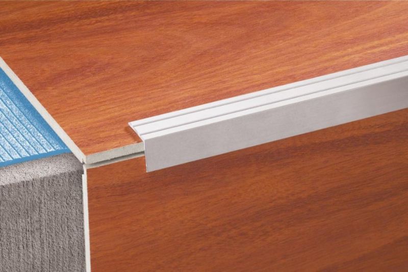 Aluminium Trappeprofil 25x20 mm Sølv Mat Selvklæbende 270 cm
