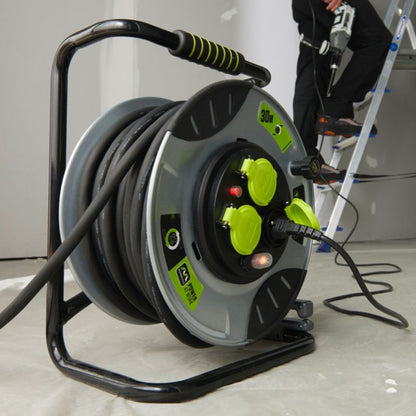 Masterplug metalisk kabeltromle 3 x 2,5 mm² 30 m