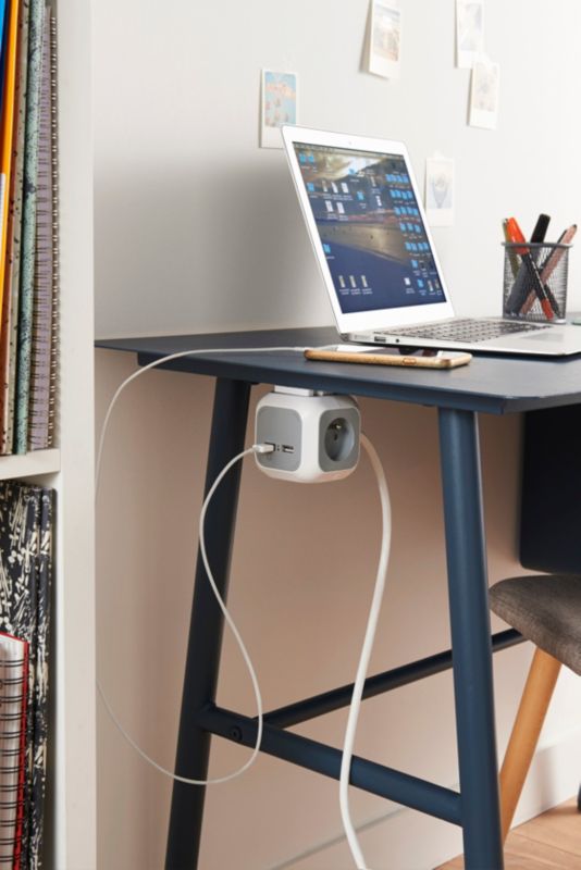 Diall boligforlænger med 4 x 16 A, 2 x USB, 3 m