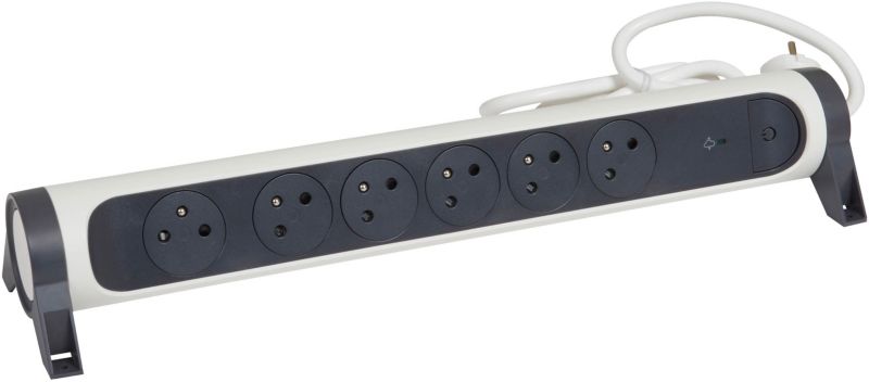 Legrand boligforlængerledning med 6 jordede stik og 1,5 m kabel