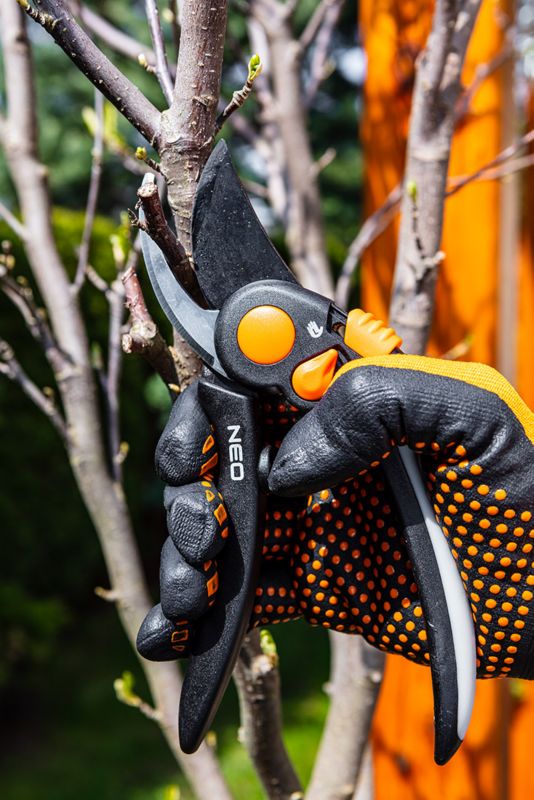 NEO TOOLS arbejdshandsker i nylon med nitrilprikker, str. 11, orange, 1 par