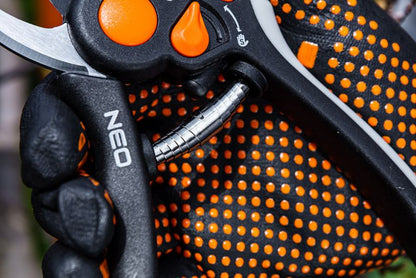 NEO TOOLS arbejdshandsker i nylon med nitrilprikker, str. 11, orange, 1 par