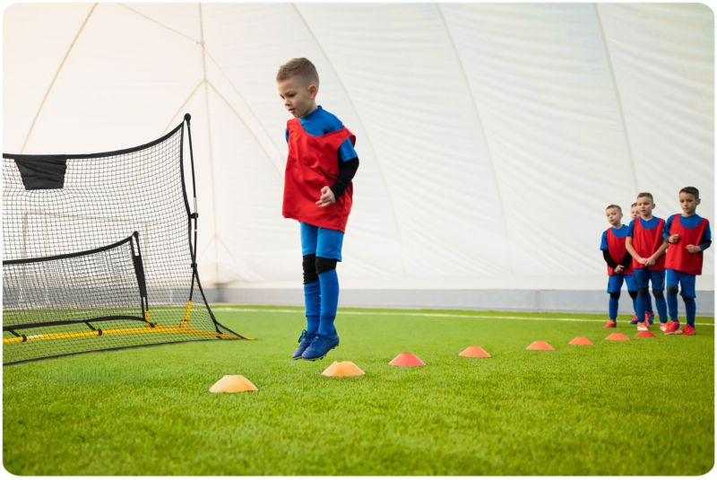 Fodboldrebounder Neo-Sport 210x120x35 cm Sort Stål