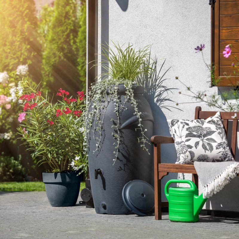 Regnvandstank 210 Liter Antracit med Hane og Urtepotte