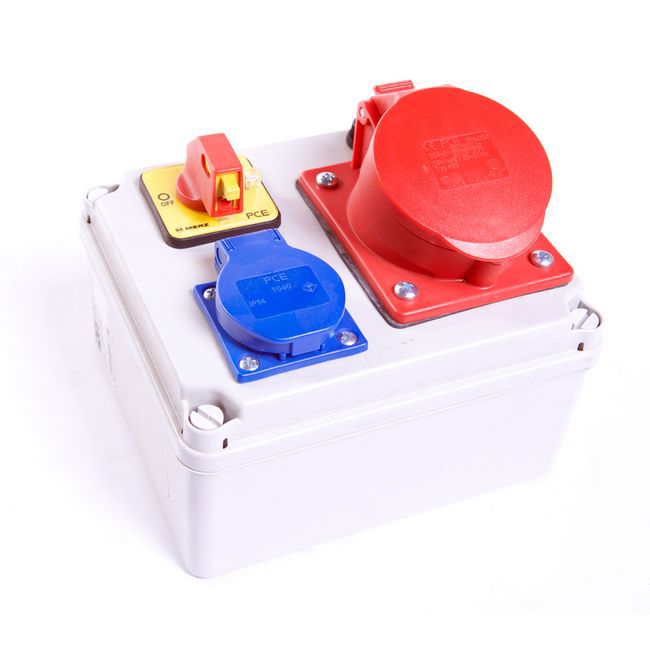 PCE Płock 32/5GS industristyringstavle med afbryder 0-1