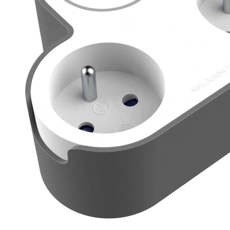Jacobsen forgreningsstik med 2 jordede stik og USB-porte
