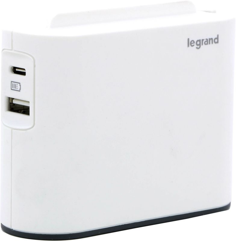 Legrand forgreningsstik med 2 stik og USB, AC, hvid/sort