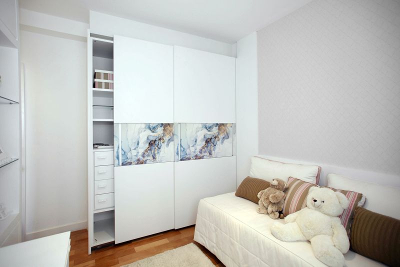 Selvklæbende folie Tulup med marmormønster 100 x 50 cm