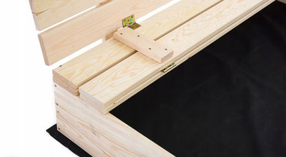 Sandkasse med Bænke 140x140 cm Træ