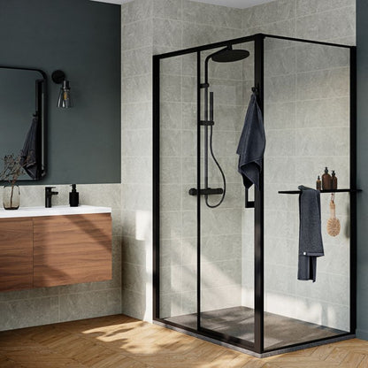 Walk-in Brusevæg 90 cm Sort Ramme Transparent Glas med Hylde og Stang