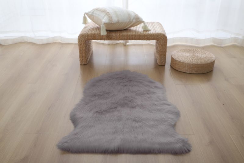 Hegoa beige skindmåtte 60 x 90 cm