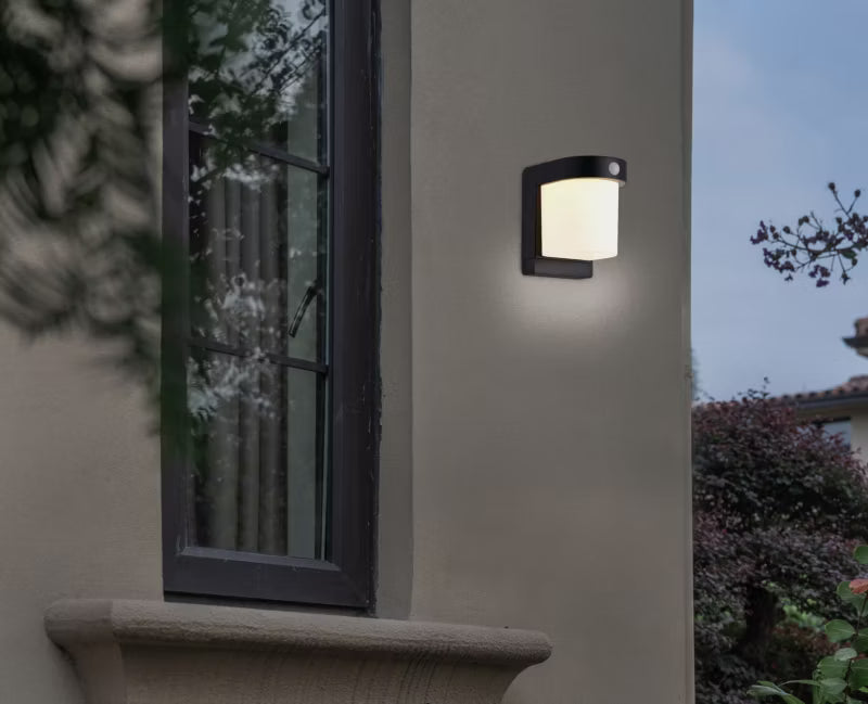 Solarlampe Væg LED med Bevægelsessensor Sort IP44