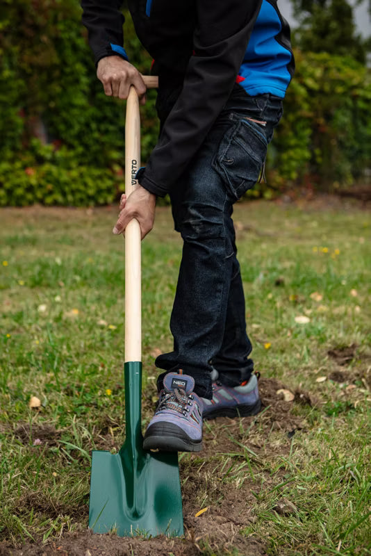 Spids Spade 120 cm Træskaft med T-Greb
