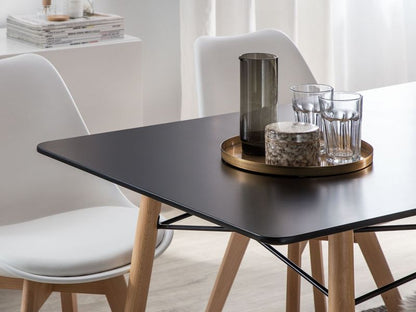 https://media2.castorama.pl/is/image/CastoramaPL/st-do-jadalni-biondi-80-cm-140-cm-czarny-1-szt-~4251682217552_04c_MP?$MOB_PREV$&$width=600&$height=600