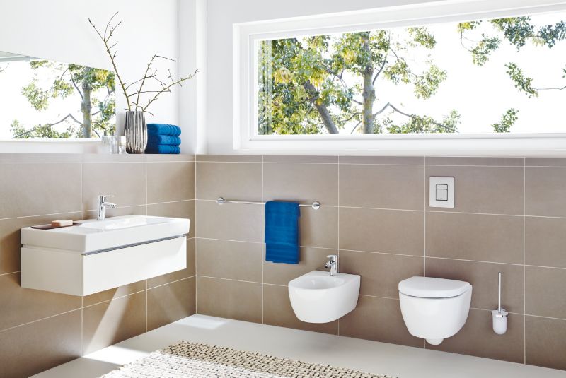Uniset Væghængt Toiletstel med Spulecisterne 6-9L 140x1140x500 mm