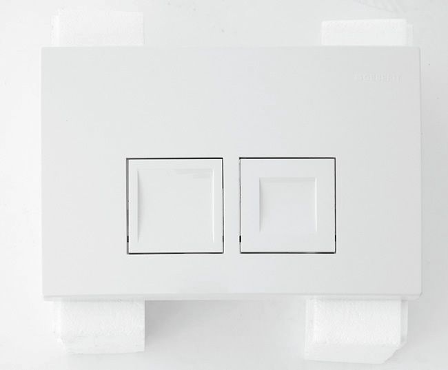 Indbygget Geberit Unifix Delta 35 WC-stel med hvid knap