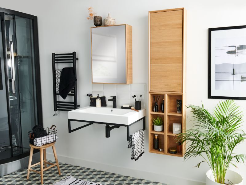 Væghængt skab Avela 40x90x15 cm Egetræsfiner