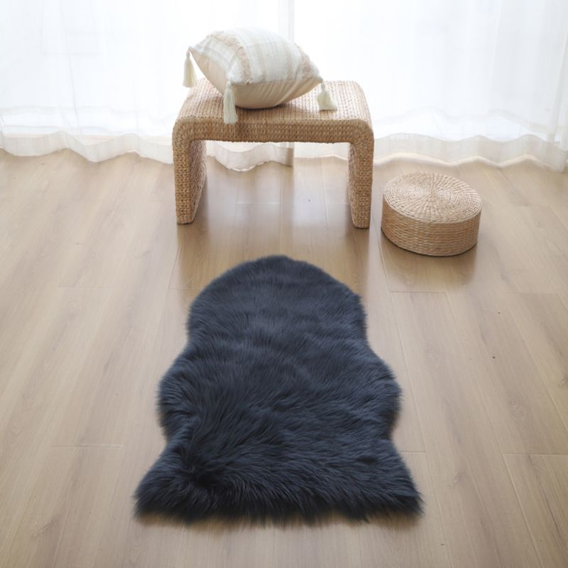 GoodHome kunstlæder tæppe 60 x 90 cm i marineblå
