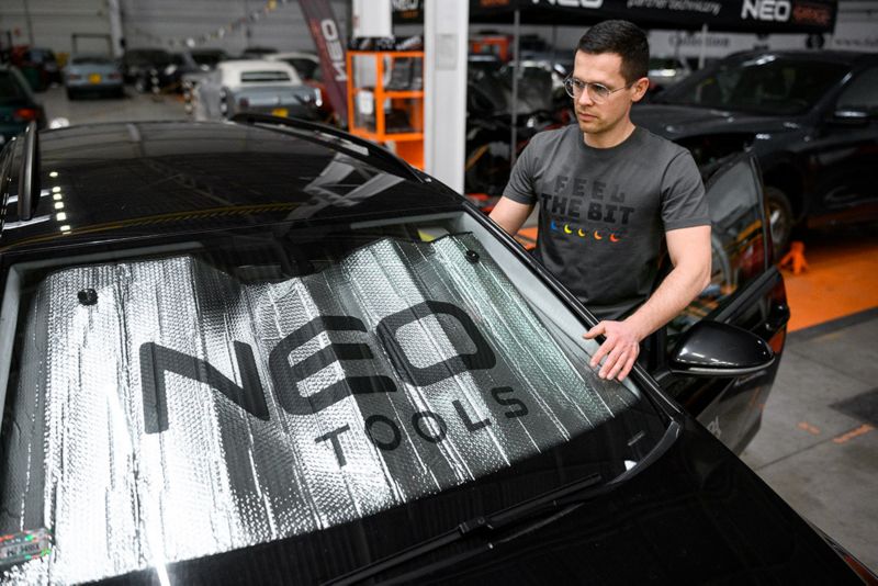 NEO TOOLS Feel the Bit t-shirt med tryk, grå, str. M, 1 stk.