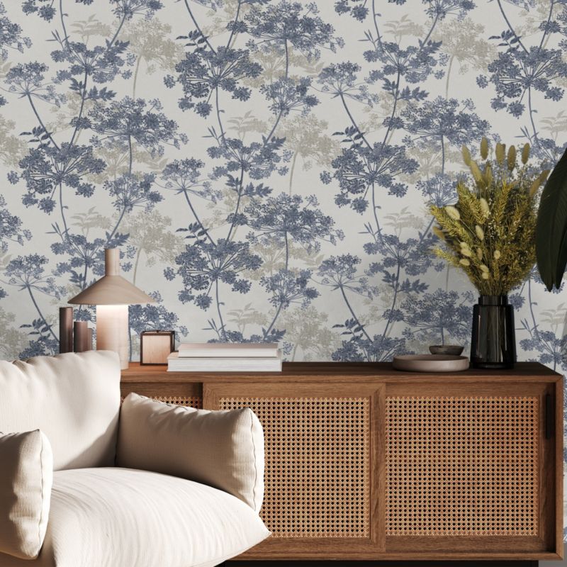 Superfresco Easy Light Radiant Floral vinyltapet på nonwoven-basis med blomster