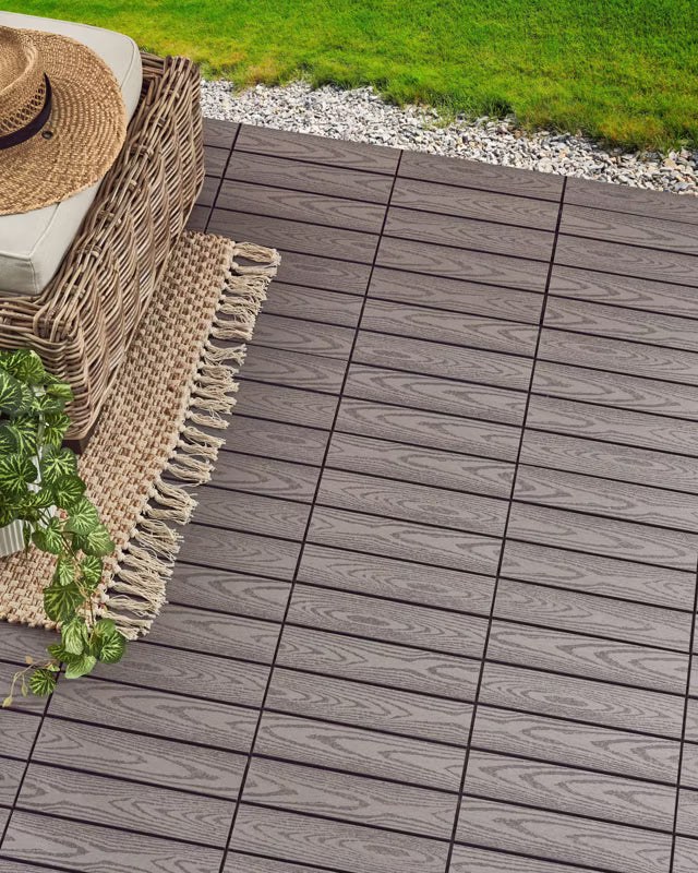 Terrassefliser Atessa 30x30 cm WPC Komposit 0,9 m²