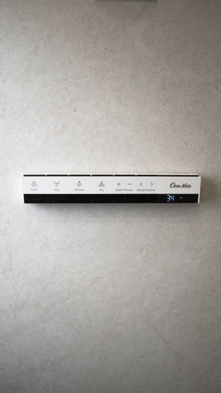 https://media2.castorama.pl/is/image/CastoramaPL/toaleta-myj-ca-cleanwave-breeze-700-1-szt-~5900354919018_09c_MP