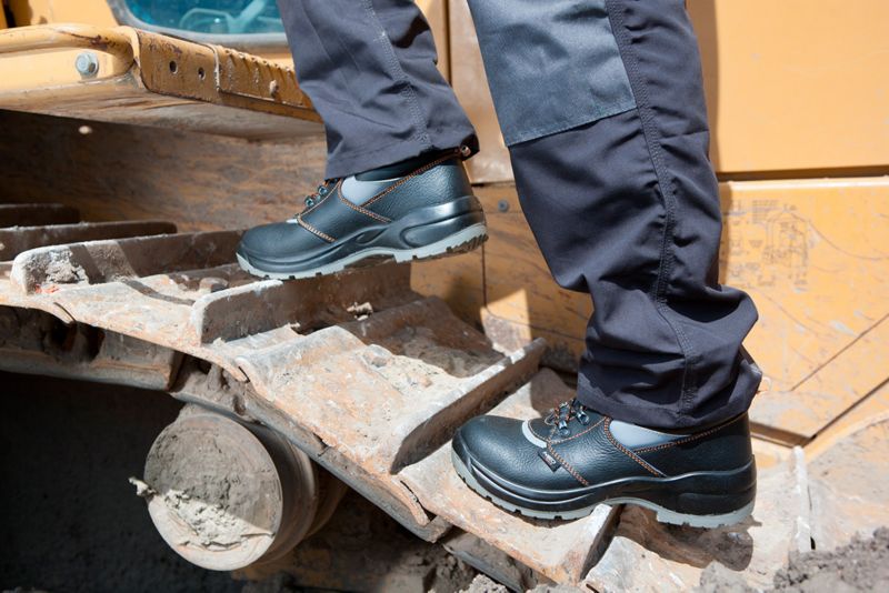 NEO TOOLS S1P SRA arbejdssko i størrelse 44, 1 par
