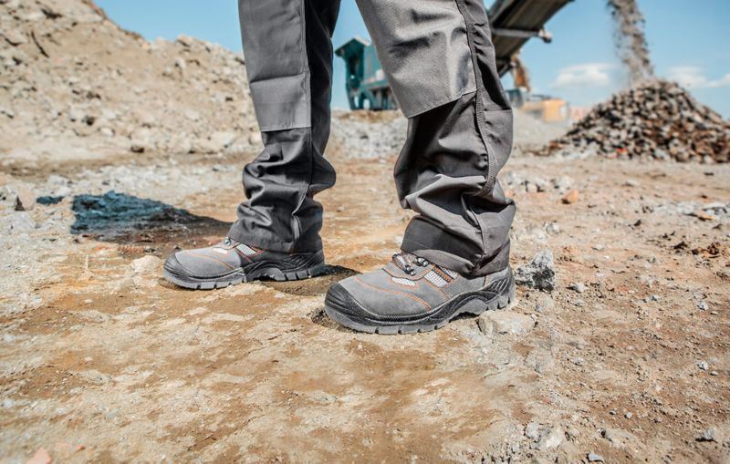 NEO TOOLS S1P SRC arbejdstøvler, størrelse 44, 1 par