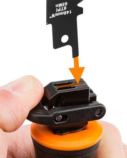 NEO TOOLS universal klingeholder med klinge på 12,5 mm, 1 stk.