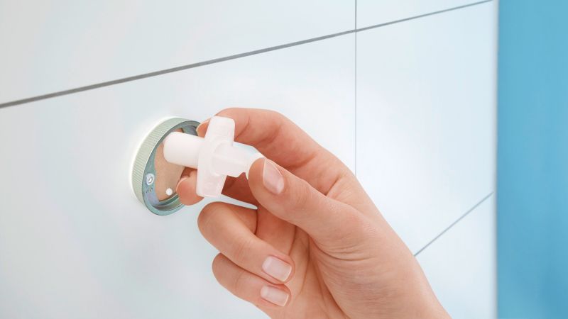 Tesa Moon toiletrulleholder med selvklæbende montering