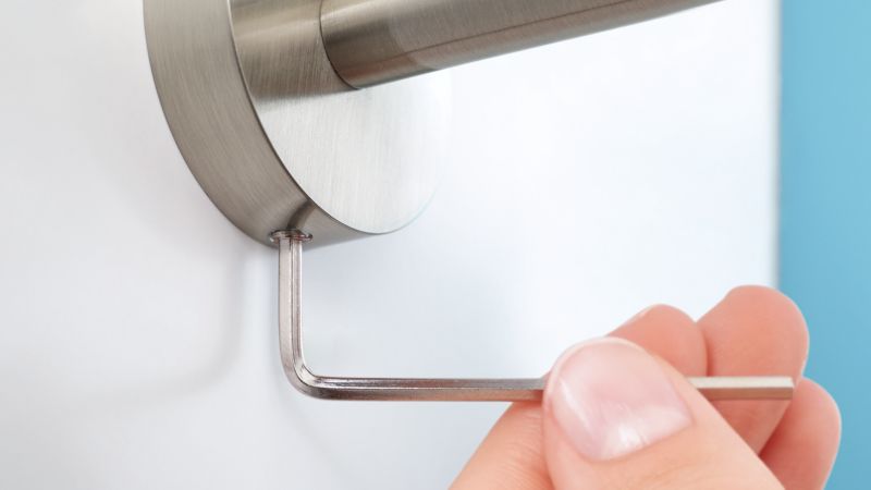 Tesa Moon toiletrulleholder med selvklæbende montering