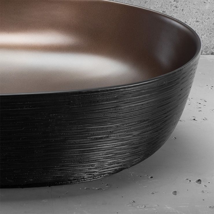 Bordmonteret vask Rea Cleo 61 oval i børstet kobber-sort 60,5 x 45 x 10 cm, 1 stk