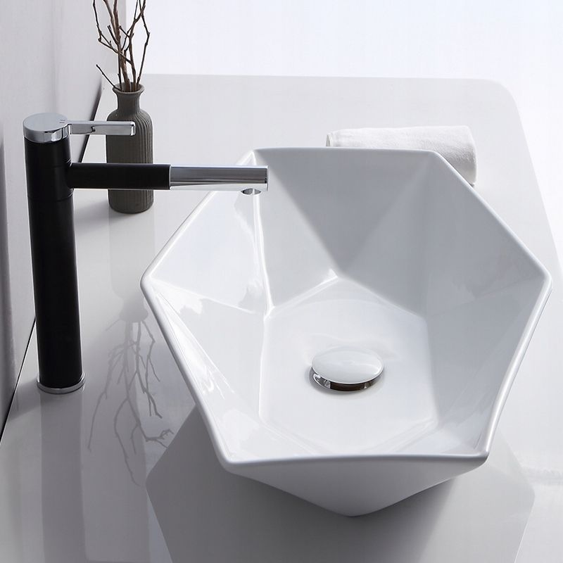 Umywalka Nablatowa Asymetryczna 57x37x12 cm Hvid Keramik