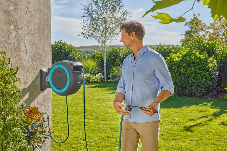 Væghængt Slangeboks PowerRoll XL 35 m Batteridrevet