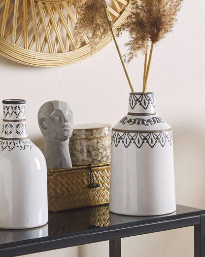 Amisos keramik vase til blomster, hvid, 1 stk.