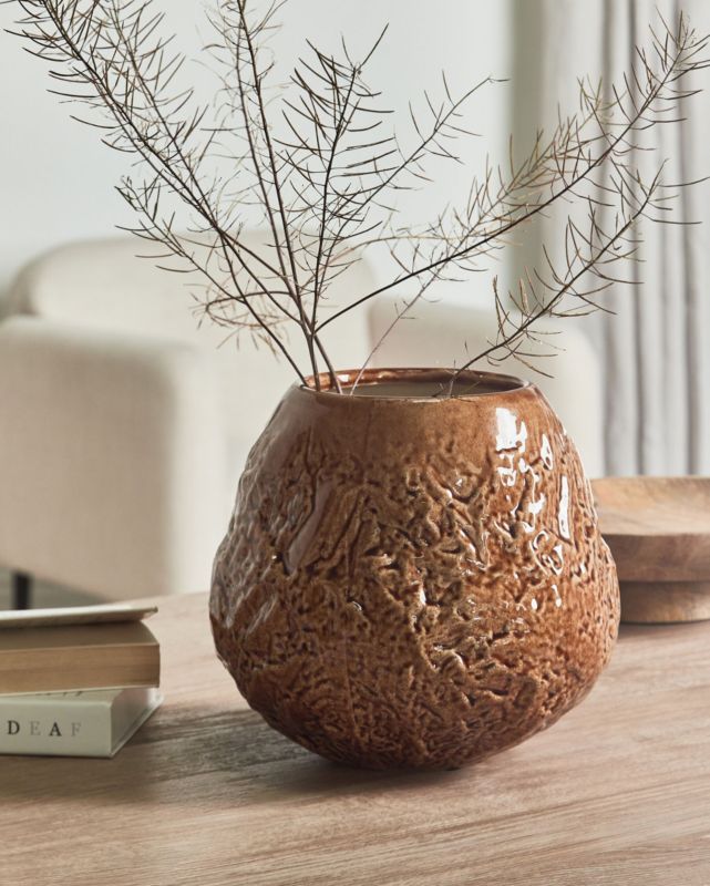 Betta keramikvase til blomster i brun, 1 stk.