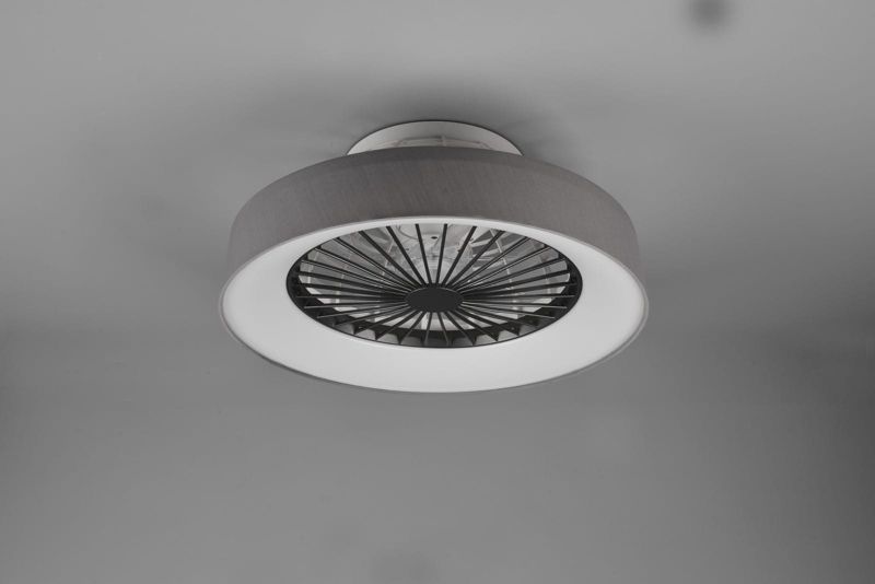 https://media2.castorama.pl/is/image/CastoramaPL/wentylator-sufitowy-z-lamp-rl-farsund-szaro-bia-y-led-30w-2700k-6000k-2200-lm-pilot-ip20-wym-20-x-47-x-47-cm-1-szt-~4017807491081_05c_MP