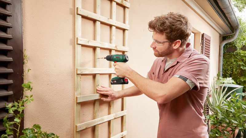 Bosch Easydrill 18 V - 40 akku-boremaskine og skruemaskine