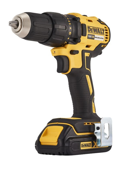 DeWalt 18 V børsteløs bore-/skruemaskine 2 x 1,5 Ah DCD777S2T-QW