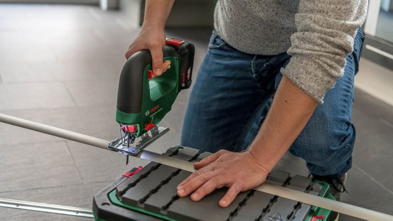 Bosch 18 V-100 bajonetsav uden batteri