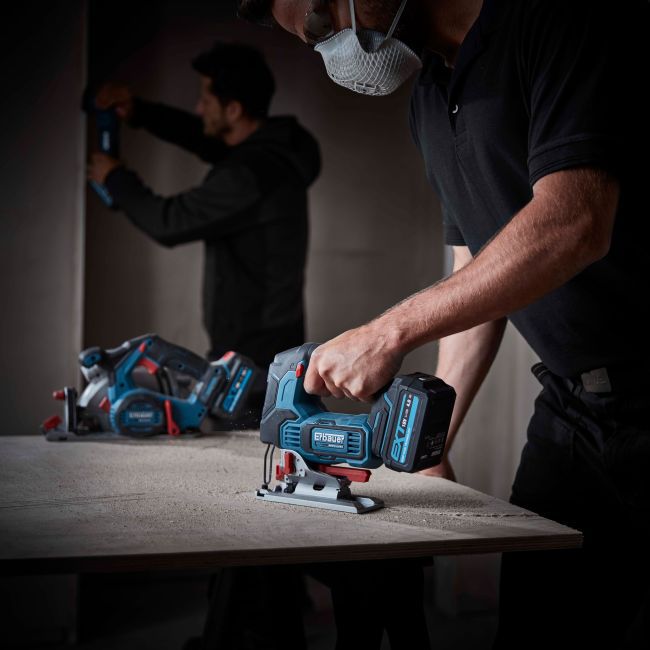 Erbauer 18 V bajonetsav uden batteri